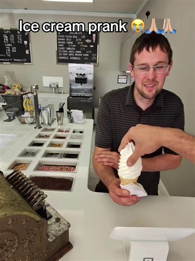 Kondisi terkini musholas PONPES Al Khoziny Sidoarjo ambruk saat salat ashar#jtvjember #evakuasi #sidoarjo #fyp