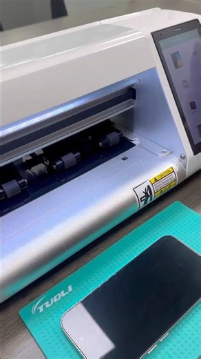 One screen protector film cutting machine, endless screen protectors.Perfect fit for any phone.