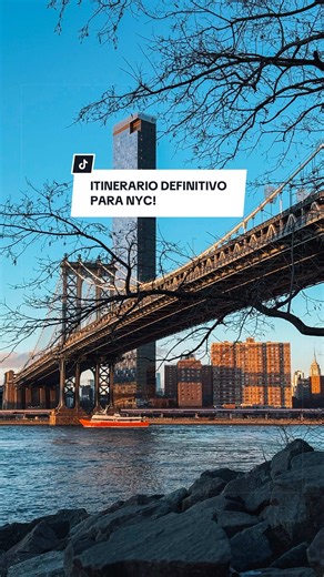 ITINERARIO DEFINITIVO EN NEW YORK 🗽 Hacete este recorrido para no perderte de nada en ña city: • Día 1: Times Square, sus tiendas iconicas, 5ta y 6ta Avenida y Top of the Rock 🍎 • Día 2: Central Park, mosaico de Imagine, la Fuente Bethesda y el Gapstow Bridge, entre otros. 🍃 • Día 3: Estatua de la Libertad, Distrito Financiero, y el One World Trade Center 🗽 • Día 4: Puente de Brooklyn, Dumbo, Chinatown y Little Italy 🐉 • Día 5: Hudson Yards, High Line, Chelsea Market y Little Island ☀️ • Dí