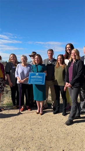 From heating buildings to sidewalk snowmelt and warming recreational pools, our geothermal heating utility is innovative, renewable – and sustainable to the core.