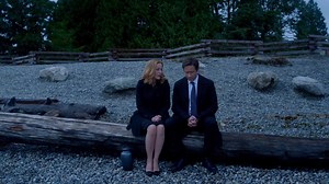 206K views · 4.3K reactions | We all need a little “Smulder” in our lives. Check out these top 11 Scully & Mulder moments. #TheXFiles25th Complete your collection tomorrow: https://amzn.to/2OYQkn8 | The X-Files | Facebook