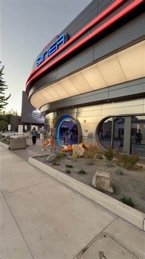 Supercharging My Tesla at The Tesla Diner While Watching ET and The Mindy Project