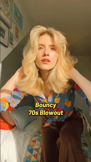 Bouncy hair blowdry 70s style🧚‍♀️ Farrah Fawcett layers🕺 #blowout #hairstyle #hairtutorial #hair
