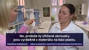 1.3M views · 1.8K reactions | Toaletní papír se rozloží za minutu, vlhčený ubrousek vůbec – je totiž z plastu. Lidé by si to měli uvědomit, než je spláchnou do záchodové mísy. Mohou totiž zcela ucpat čerpadla v čistírnách odpadních vod ⤵️ | ČT24 | Facebook