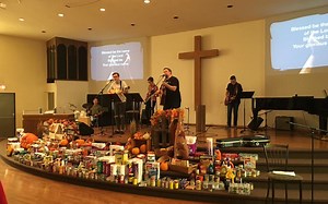 Thanksgiving Reflective Prayer Outline - Re:think Worship