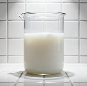 [Hot Item] Solvent-Free Emulsion Mould Release Agent for Smooth Finishes