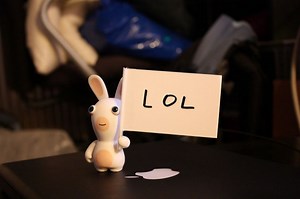 「Aww」とは？よく使われる6つの英語スラングの意味と使い方