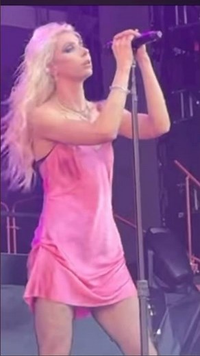 The PRETTY RECKLESS 🦇 #concert #live #rocknroll #rock #gunsnroses #livemusic #acdc #music