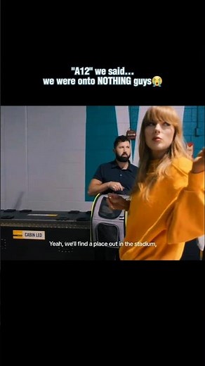 Taylor Swift filming her famous tiktok😭 #taylorswift #tiktok #erastour #endofanera #cat #stadium