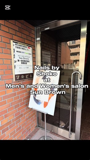 Want to get your nails done in Kyoto, Japan? Looking for an English speaking nail technician? Book with SHOKO @shokonailskyoto at Men's and Women's Nail Salon Sun Brown in the Karasuma area of Kyoto! This salon is about a 10 minute walk from Karasuma Station on the Hankyu Rail Line. DM me for any inquiries and to book your appointment! I am taking new clients from January 21st! #kyotonails #englishnailtechjapan #ジェルネイル京都 #japanesegel #nailtechkyoto Shoko is an English speaking nail tech based in