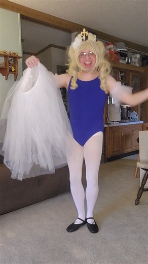 Another great day of Ballet practice for Barbara and is happy to get into her Tutu again for this one. 😉👍❤️🩰 Royal Blue Ballet Leotard by @capezio Pull-On Romantic Tutu and White Dance Tights bought at @discountdance Black Ballet slippers by Bloch Wig by @fmanime #barbara #barbaracosplay #barbaragenshinimpact #barbaragenshinimpactcosplay #genshinimpact #genshinimpactcosplay #gamecosplay #hoyoverse #hoyoversecosplay #ballet #balletcosplay #ballerina #ballerinacosplay #dance #dancecosplay #cosp
