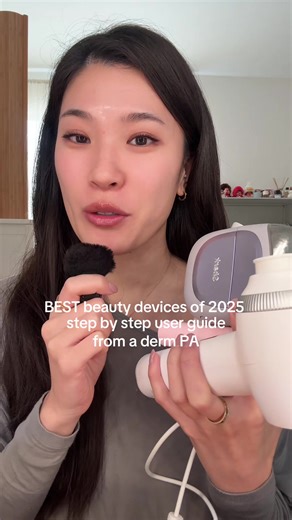 Happy new year 🌝✨ wishing everyone the best 2026 with glowy skin and happiness 💖 @currentbody @Shark Beauty @medicube global #beautydevice #skincaretips #antiaging #redlighttherapy #skincare