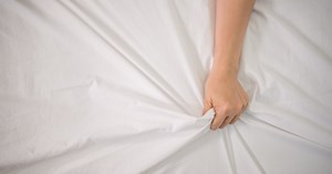 Connaissez-vous la syntribation ? Cette technique de masturbation méconnue est idéale pour des moments de plaisir discrets