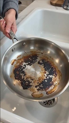 How to Clean a Burnt Stainless Steel Pan | Like Magic! ✨| #cleaning #Kitchenhacks #stainlessSteel
