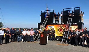 The IAFF recently held a Fire Ground Survival event at the Boston Fire Department Training Academy on Moon Island in Quincy, MA where fire fighters from around New England completed four days of intense life-saving training. IAFF General Secretary-Treasurer Edward Kelly addressed the 30 fire fighters who took part in the training. Boston Fire Commissioner Joseph E. Finn and IAFF 3rd District Vice President Jay Colbert were in attendance too. To learn more about the Fire Ground Survival Training 