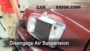 How To Jack Up a 2000 Lincoln Town Car Signature 4.6L V8