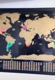 Jednoducho sledujte svoje cesty 🗺️ Naša stieracia mapa sveta vám umožní zotrieť zlatú fóliu a objaviť farebné krajiny, ktoré ste navštívili – dokonalý spôsob, ako vizuálne sledovať svoje dobrodružstvá. https://etrgovinca.sk/produkt/stieraci-mapy-sveta-planetly/?utm_campaign=120236478322670346 | eTrgovinca - Slovensko