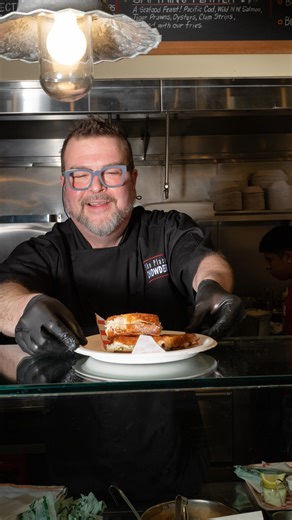 19 reactions · 10 comments | January’s exclusive melt has entered the chat. 呂燎 Our Dungeness crab grilled cheese is stacked on golden sourdough with roasted jalapeño mascarpone, Daily’s bacon, and provolone, then paired with an 8oz chowder of your choice for peak cozy vibes.   Exclusively available at our Pacific Place location | Pike Place Chowder | Facebook