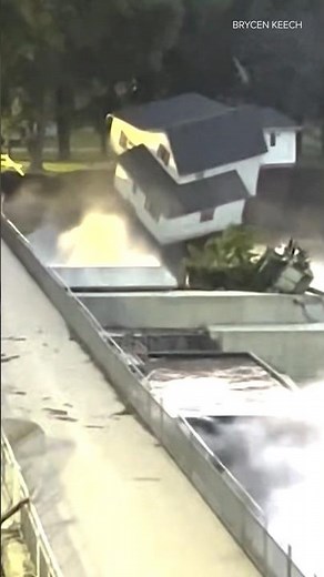 House falls into river near Rapidan Dam