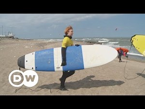 Cold Hawaii: Surferparadies Klitmøller in Dänemark | DW Deutsch