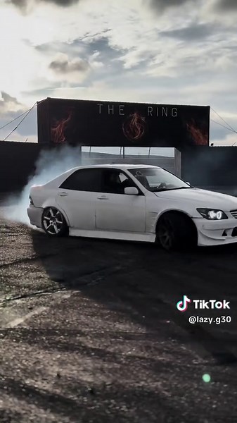 Experiencing a Closed Circuit Track Day with AI Drivers