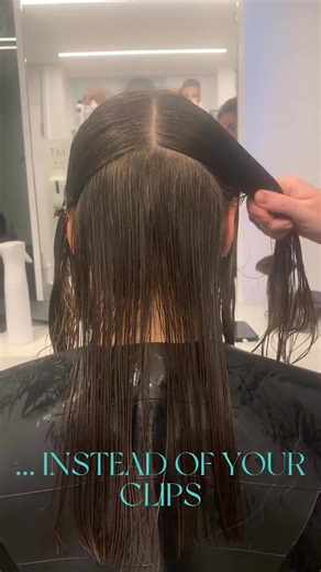 9.3K views | TOP TIP for creating super clean sections - using your comb to create your section creates a perfect section which helps you cut the perfect line, every time ✂️ Have you signed up to our newsletter for hair tips straight to your inbox, for completely FREE? Link in our bio 﫶 | MT MasterClass | Facebook