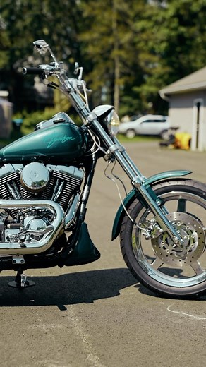 THE DYNA DUDE on Instagram: "2000 FXDL SUEDE GREEN $11,500. 13,500 miles. Super clean. Financing available. Stock 88” Bassani exhaust Mikuni 42 Chrome thunderstars Chrome swingarm Chrome inner outer primary Mustang seat 8” risers Thrashin bars Floating rotors Matching chin spoiler Ness mirrors Drag shocks braided lines and cables New tires Serious buyers ONLY. $500-990 shipping or pickup in NY."