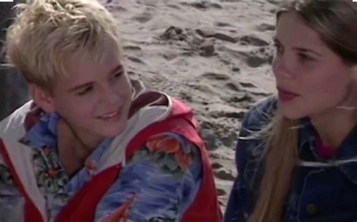 【Aaron Carter】Behind the Scenes & Interviews 各种MV花絮