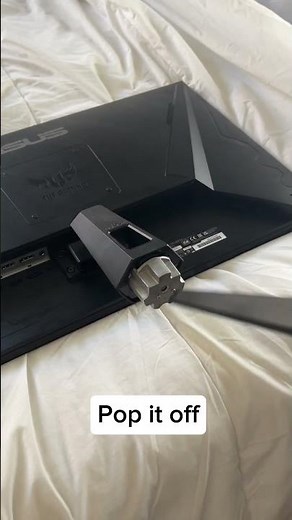 How to remove ur monitor stand