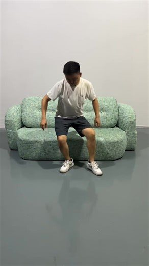 Looking for a high-margin, fast-selling sofa for your market? Our Compressed Sofa ships in a small box, cuts your freight cost, and expands into a full-size, premium sofa in minutes. Factory direct. Stable quality. MOQ only 10 sets. 👉 Perfect for distributors & furniture dealers. Message me to get today’s price list! #CompressedSofa #SofaFactoryChina #FurnitureWholesale #B2BBuyer #LowShippingCost #SmallVolumeBigProfit #DealerWanted #OEMFactory #WholesaleFurniture #BusinessOpportunity | High-end