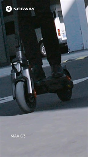 Mit Power gebaut. Für Komfort designt. Einsatzbereit – jederzeit, überall. Erlebe neue Abenteuer auf unseren Segway eKickScootern 😎 | Segway