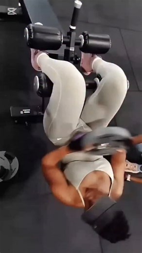 Tina Lehutjo on Instagram: "We don't stop....🙌💜 #fitnessmotivation #ActiveWithTina #fetchyourbody #consistency #fitfluencer #ichoose2bactive #becoming"