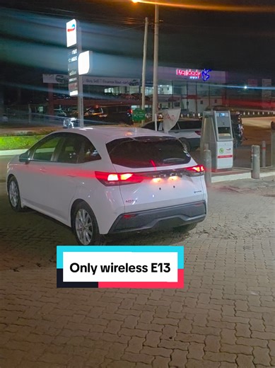 Nissan Note E13 e-POWER 2021 - Wireless Charging