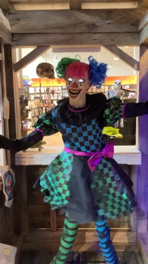 Whirring Wendy spirit Halloween 2026 in store demo #halloween #spirithalloween2026