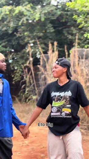 Lewandowski and EZE NWA BENI ( my sister’s boyfriend) 😂😂 @Chibuike Grace @adaezeagu147 @Kosisochukwu✨ #etobig #fyp #foryou #viral #fypシ゚