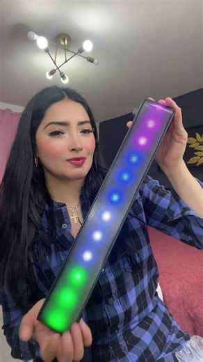 Bocina Bluetooth con Sonido Envolvente y Luces