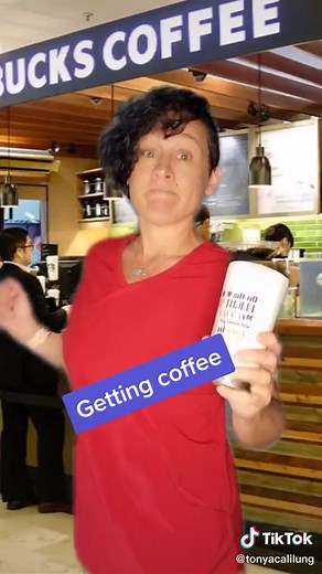 #greenscreen My wardrobe isn't that variable #whatiwearfor #nurse #nightshiftnurse #icunurse #nursesoftiktok