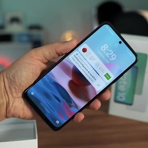 Notre Redmi Note 10 est plus qu'un amour 🧡 Disponible en trois (3) colories de configuration 4GB RAM 128GB ROM ---- Prix : 135 000 CFA Fiche technique : https://www.xiaomimall.ci/produit/redmi-note-10/ | Xiaomi Boutique