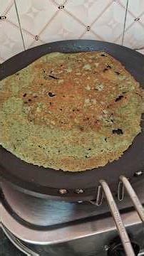 aaj bnaya sprout moong dal or chane se paper dosa 😘😘😋😋
