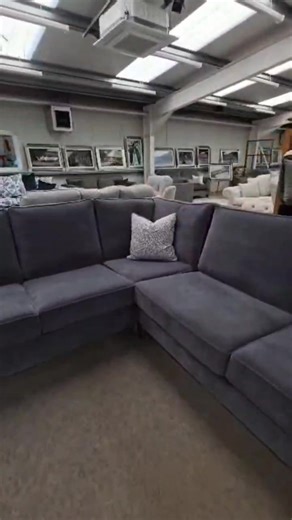 ✨ The Evita Corner Suite ✨ Style meets comfort in our stunning Evita Corner Suite, designed to make a statement in any living space. 🏡 🛋️ Seats up to 6 people comfortably 🎨 Finished in a gorgeous grey with brushed chrome feet 🪄 Custom sizes, colours and finishes available to perfectly match your home. Whether you’re hosting guests or relaxing with family, the Evita delivers luxury and practicality in one beautiful design. 👌 📅 Book your appointment NOW to experience it in store! 📍Connolly 