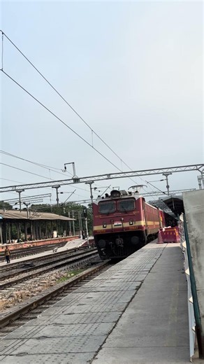 Dehradun express train from Chandigarh #railwaycontent #railway #indianrailways