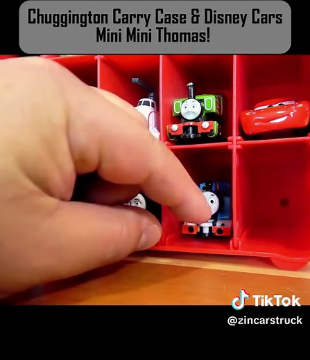 Chuggington Carry Case and Mini Cars Overview