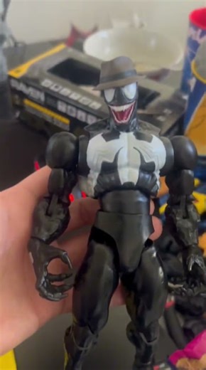 Venom wearing a fedora looks surprisingly cool