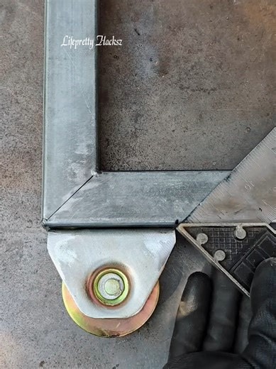 tips and tricks for installing a gate wheel that has a slight bottom gap #construction #repair #mechanic #welding #tips