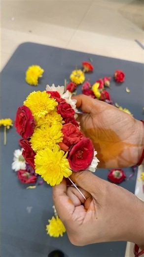 Beautiful Chamanthimala Making at Home 🌼 | Easy Garland Tutorial