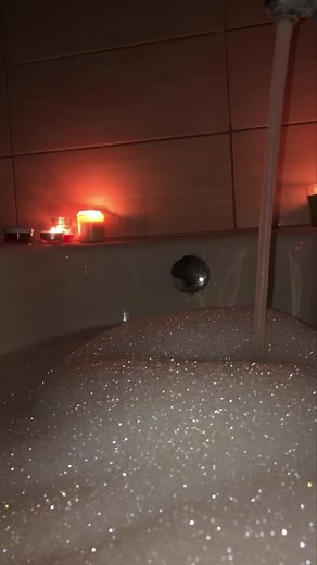 Shower Routine #selfcare #showertiktok #showeroutine #blackgirltiktok #lifelately #care #shower #blackgirltiktok #everythingshowerroutine #everythingshower #skincareroutine #skincare #dovesoap #exfoliateyourskin #nivea