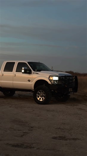 Finally didn’t ruin the quality #grappaholics🌾 #powerstroke #38s #oklahoma #steelbody