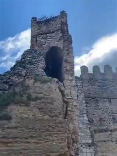 Derrumbe en el Castillo de Escalona: Daños Reportados