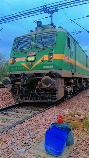 WAG 9hc locomotive going to Delhi Sarai Rohilla and goods train bcnahcl coach unloading to rise