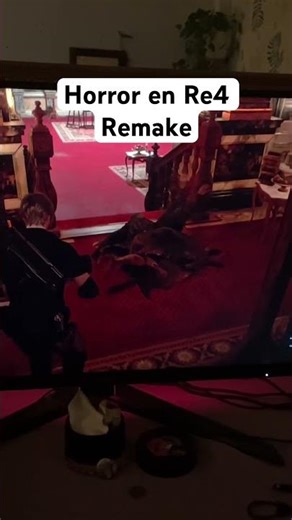 Ayer nos pegamos un buen susto 🧟‍♀️😂🧟 Haber elegido Muerte? #survivalhorror #residentevil4remake